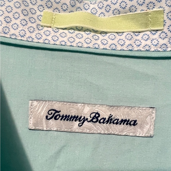 Tommy Bahama Men’s Ombré Silk Blend Button Up Top - XL - Picture 7 of 9